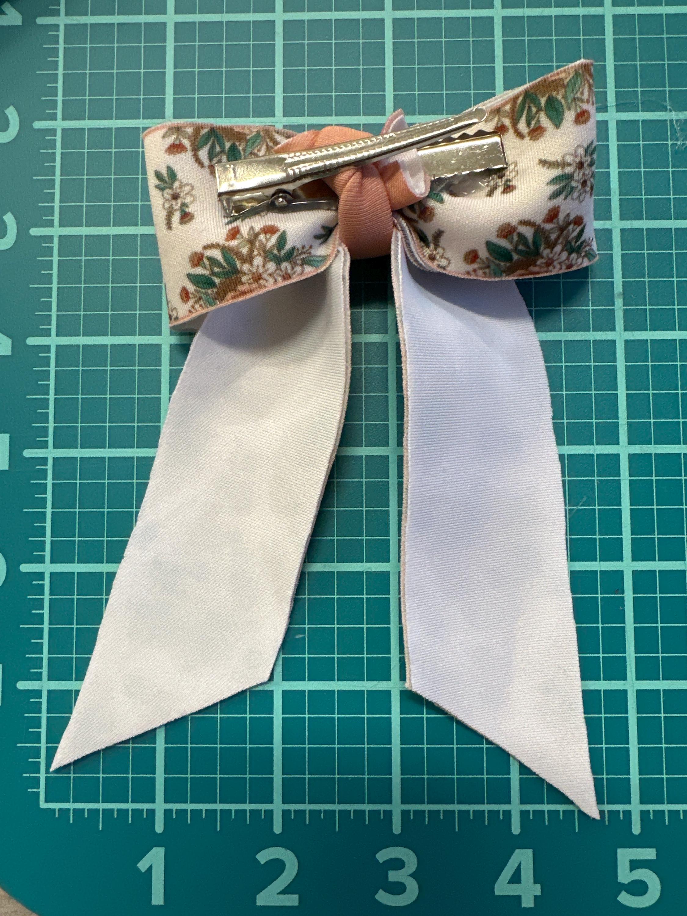 Buttercup Long Tails Hair bow