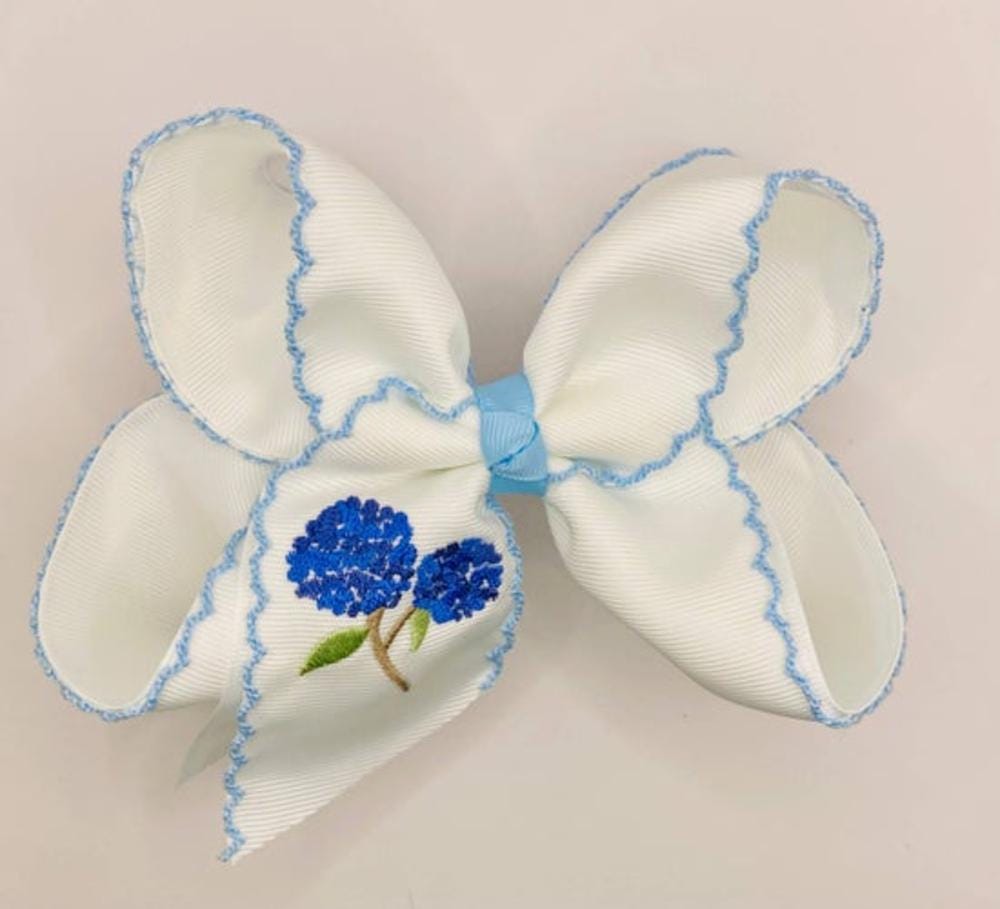 Hydrangeas Moonstitch Bow