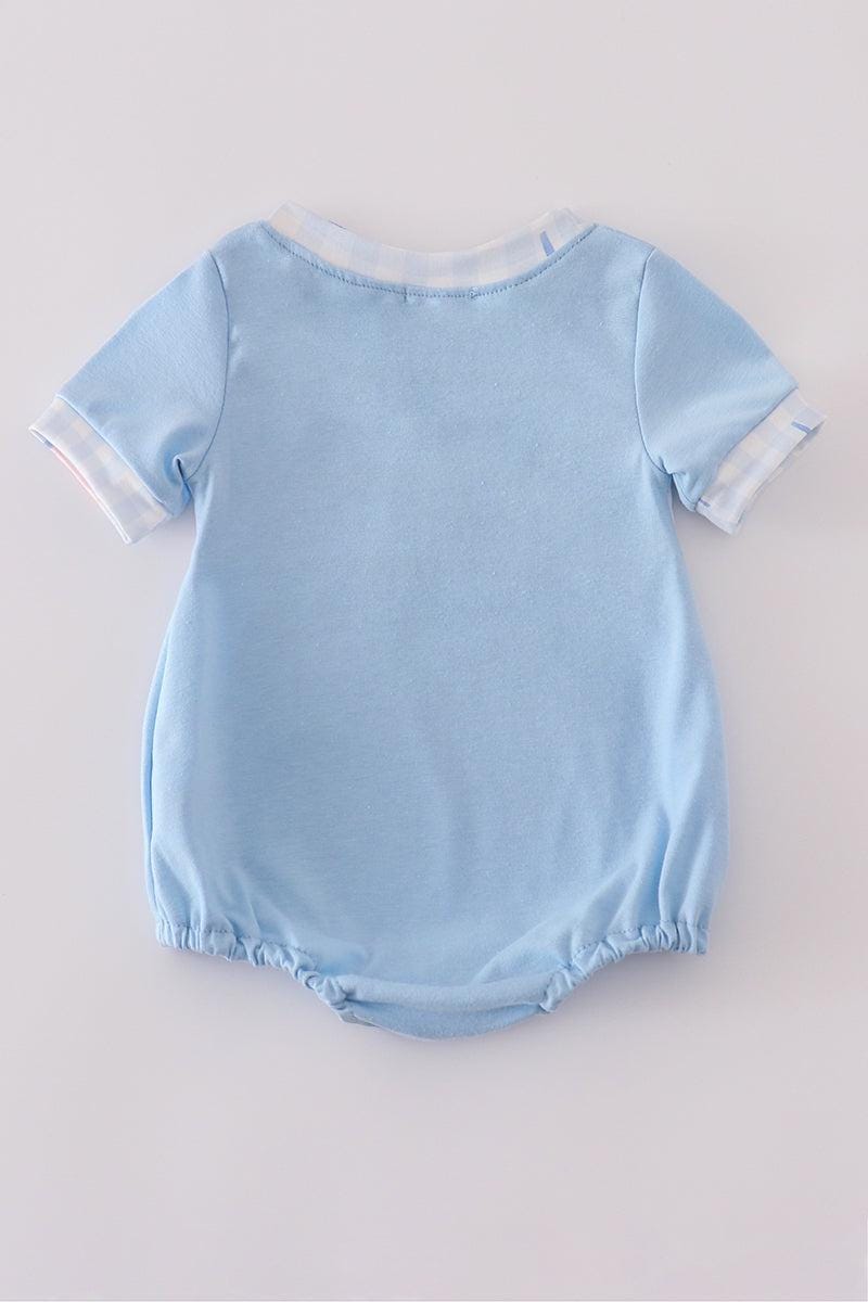 Blue flag embroidery bubble