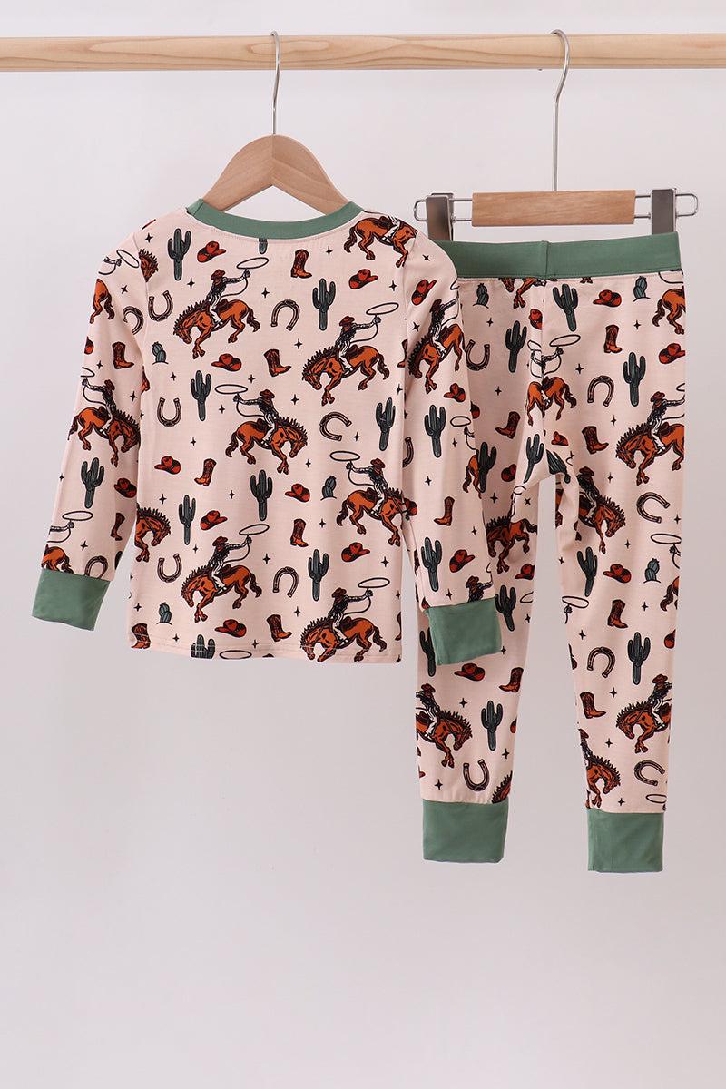 Green cowboy bamboo pants set
