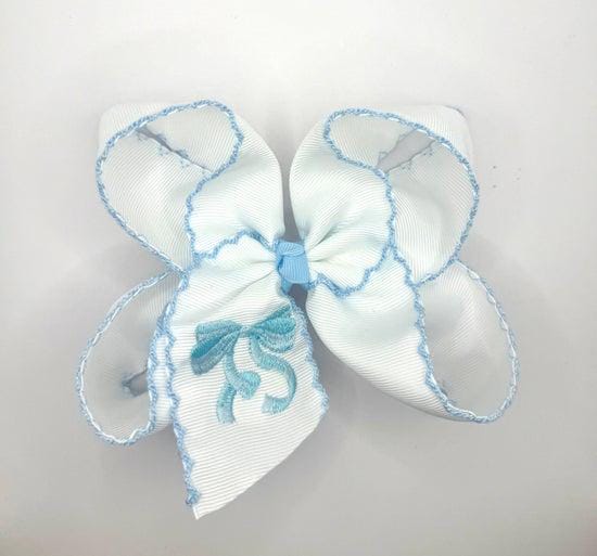 Bow Moonstitch Bow