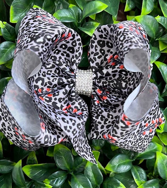 6.5" Double layer hair bows.