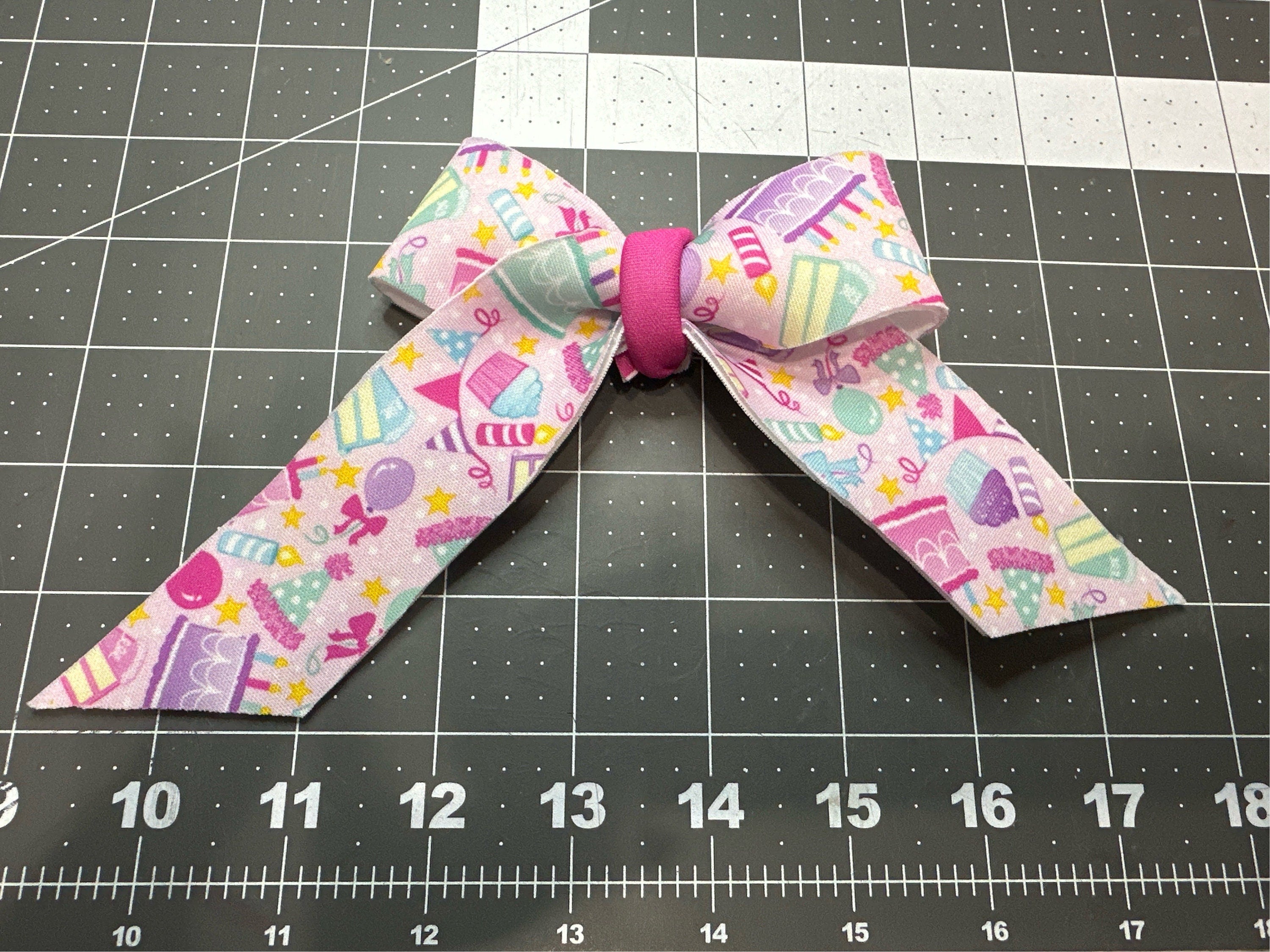It’s My Party Long Tails Hair bow
