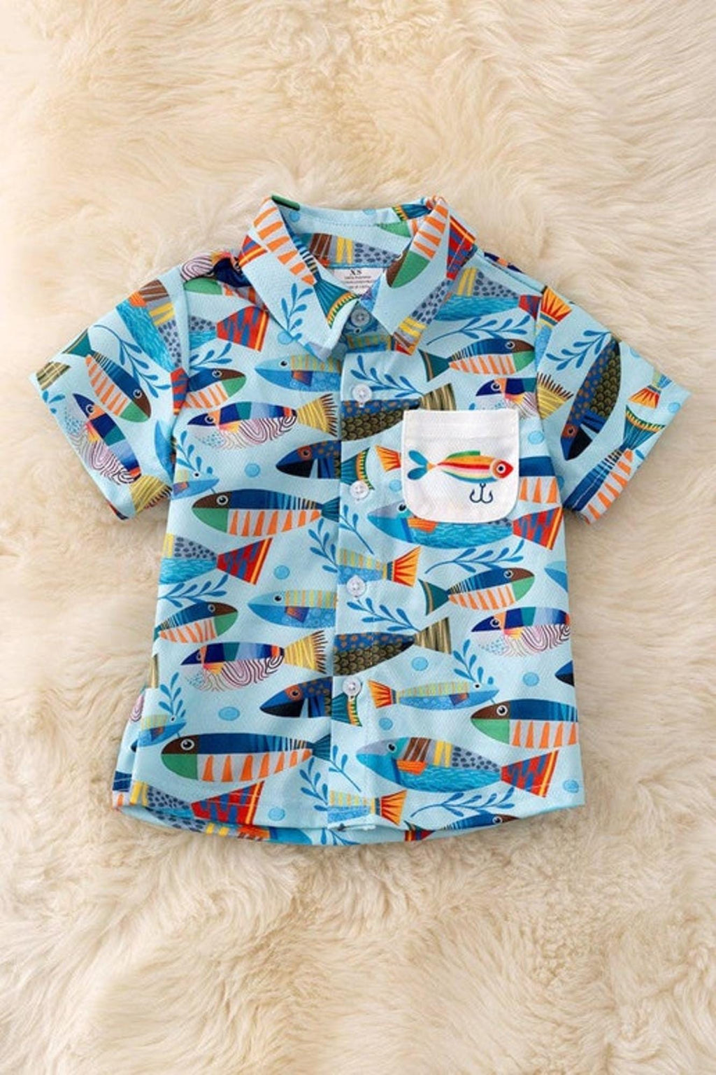 Button up fish printed shirt with collar.