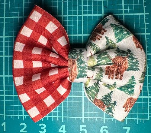 Farmhouse Christmas Pinch Neoprene Hair bow